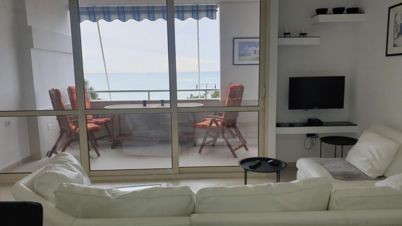 M&I Beach Apartment With Sea View Durrës Buitenkant foto