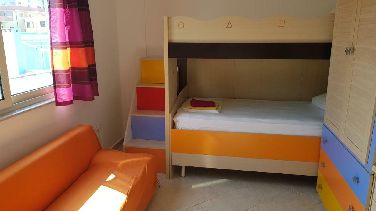 M&I Beach Apartment With Sea View Durrës Buitenkant foto